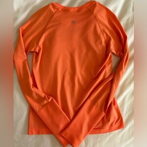 LULULEMON SWIFTLY TECH LONG SLEEVE- RACE LENGTH